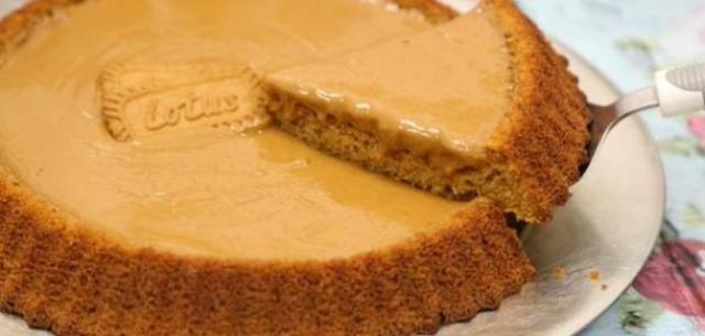 طريقة عمل كيكة اللوتس