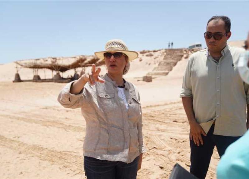 وزيرة البيئة