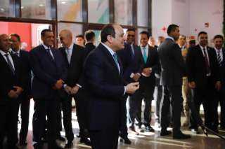 الرئيس السيسى يزور جامعة المنصورة الجديدة ويتفقد المدينة بعد افتتاح المرحلة الأولى
