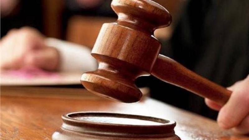إحالة عامل للجنايات بتهمة قتل شقيقه وزوجته طعنًا فى بولاق الدكرور