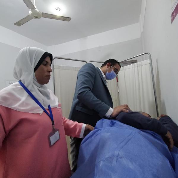 توقيع الكشف الطبي وصرف العلاج بالمجان لـ 2600مريض من أبناء قرية حانوت بكفر صقر