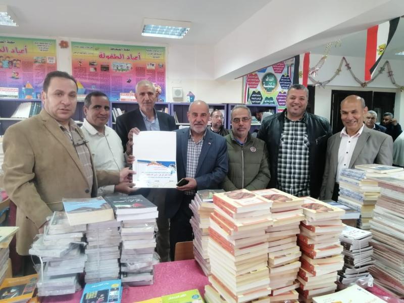 القومي للترجمة يُهدي قرى ”حياة كريمة” 25 ألف نسخة من إصداراته