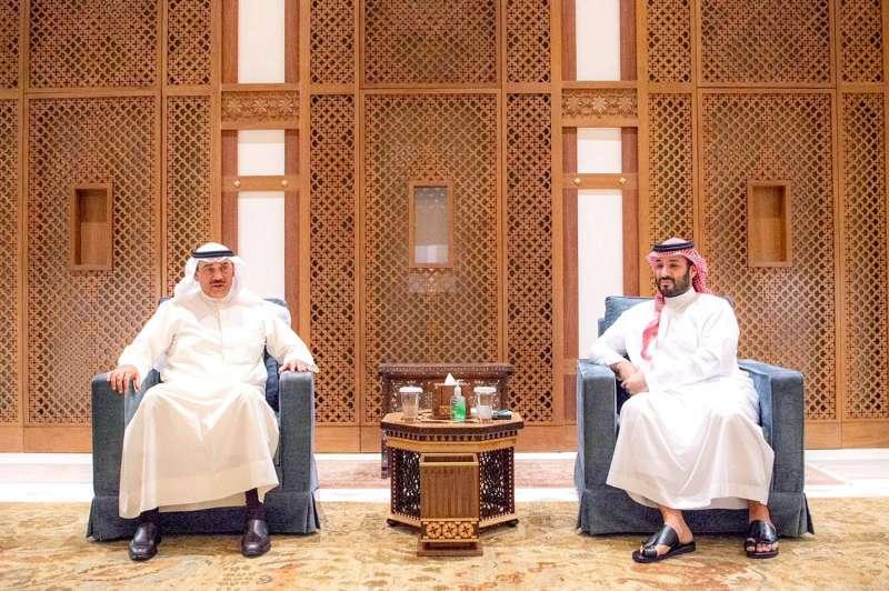 ولي العهد الكويتى يعقد جلسة مباحثات مع ولي العهد السعودي في جدة