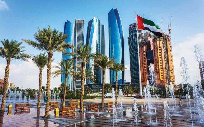 الإمارات تتضامن مع الكويت وتعزي في ضحايا الحريق