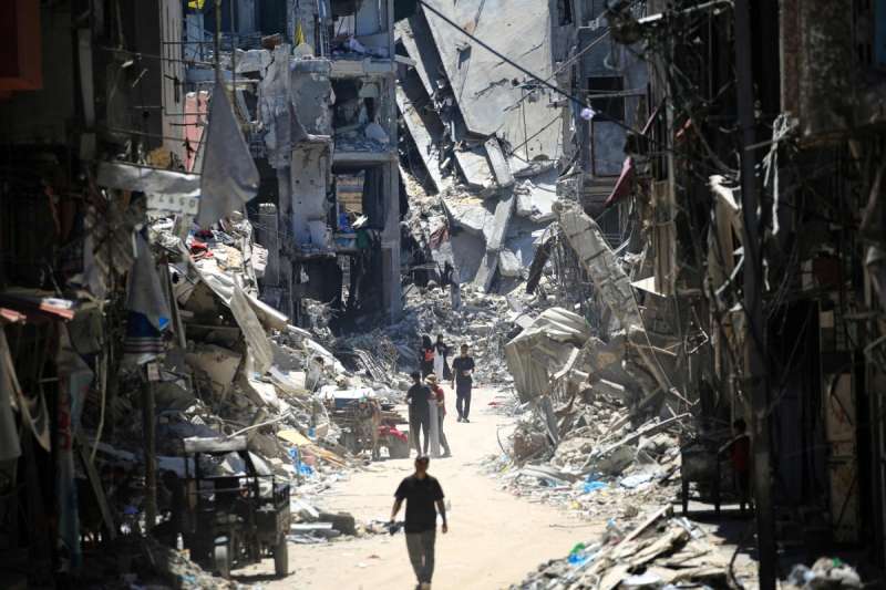 في اليوم الـ251.. قصف متواصل من الاحتلال على أنحاء متفرقة بقطاع غزة