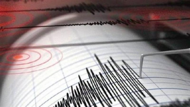 زلزال يضرب إيران بقوة 5 ريختر.. والسلطات تعلن مصرع 4 وإصابة 120 آخرين