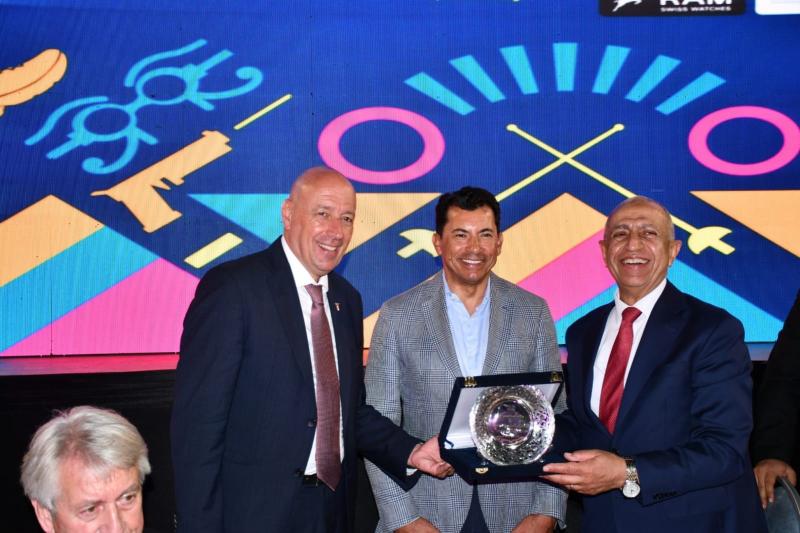 وزير الشباب والرياضة يشهد توزيع ميداليات بطولة العالم لناشئي الخماسي الحديث بالأسكندرية