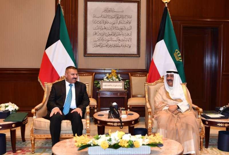 أمير الكويت يستقبل وزير الداخلية العراقي والوفد المرافق له