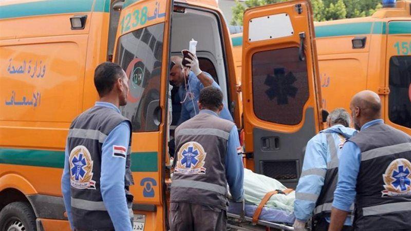 إصابة 4 أشخاص إثر حادث تصادم سيارتين بطريق الإسكندرية الصحراوى