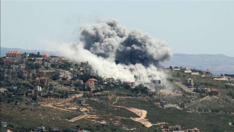 لبنان: 3 جرحى بغارة إسرائيلية بالجنوب و حزب الله  يستهدف تجهيزات بموقع بالجليل