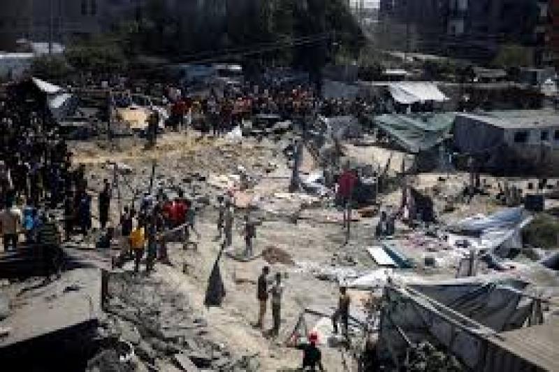 الصحة الفلسطينية: ارتفاع عدد ضحايا مجزرة المواصي إلى 90 شهيدا و300 مصاب