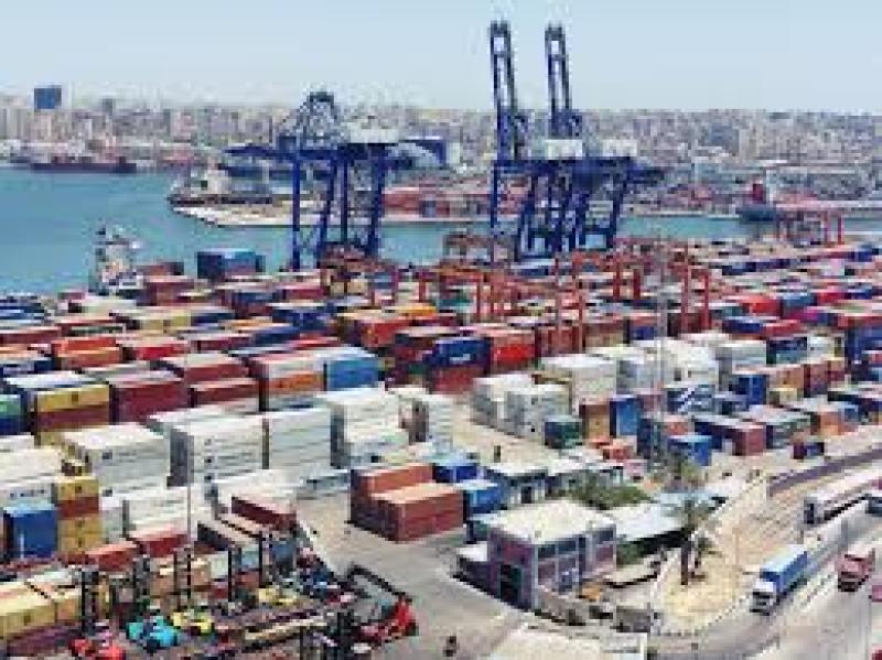 رئيس ميناء الإسكندرية: نسعى لتحويل الميناء إلى مركز عالمي للنقل واللوجستيات