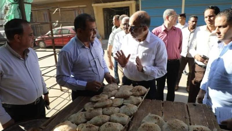محافظ المنيا يتفقد المخابز البلدية لضمان جودة رغيف الخبز المقدم للمواطنين