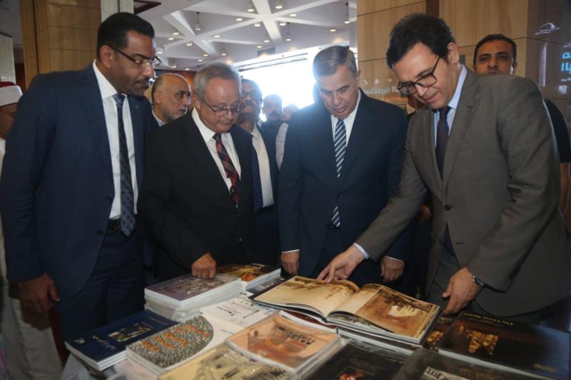 وزير الثقافة يشهد افتتاح الدورة التاسعة عشرة لمعرض مكتبة الإسكندرية الدُولي للكتاب