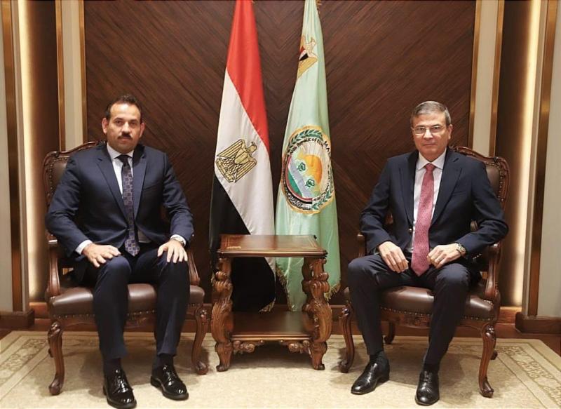 وزير الزراعة يستقبل المدير التنفيذي لجهاز مستقبل مصر ويبحث معه  تنسيق التعاون في مجال الزراعة والأمن الغذائي