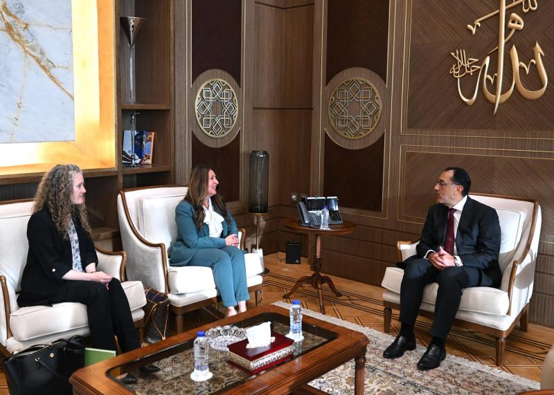 رئيس الوزراء يلتقى سفيرة الولايات المتحدة الأمريكية بالقاهرة