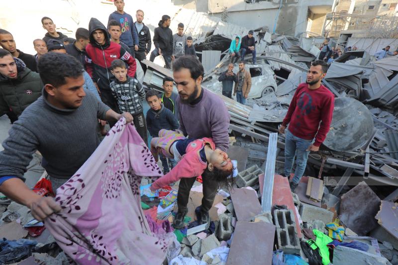 شهداء وجرحى وأطفال مفقودون في قصف للاحتلال على مناطق متفرقة بغزة
