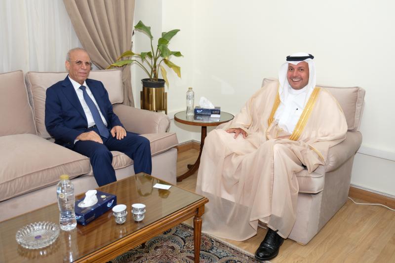 الأمين العام المساعد للشؤون السياسية الدولية يستقبل سفير جمهورية العراق