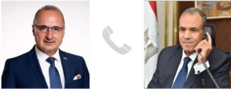 وزير الخارجية والهجرة يتلقى اتصالاً هاتفياً من نظيره الكرواتي