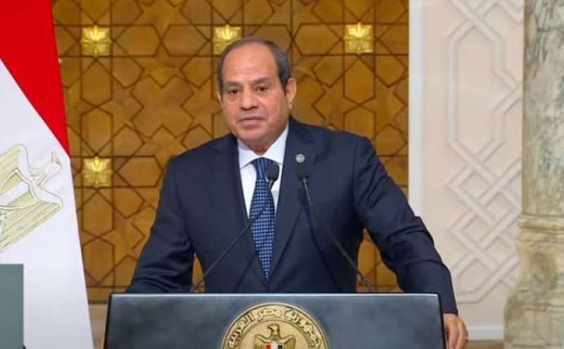 الرئيس السيسي: مصر تعرضت لأزمات ضخمة.. وملتزمون بحماية الاستثمارات