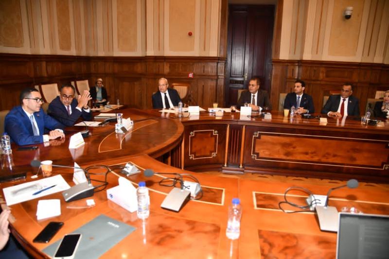 وزير الاستثمار والتجارة الخارجية يستعرض أمام  اللجنة الاقتصادية بالشيوخ جهود الوزارة لتطوير منظومة التجارة الخارجية وتوطين الصناعة