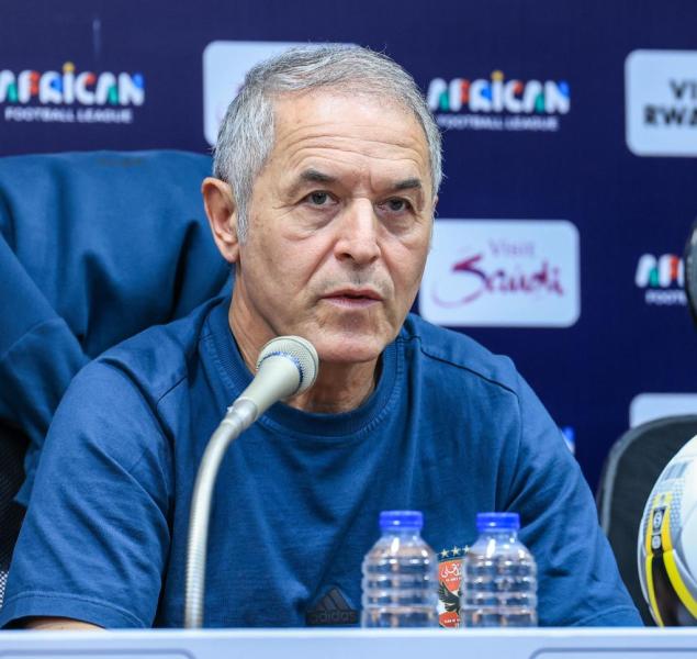 دوري أبطال إفريقيا| كولر وكابتن الفريق في المؤتمر الصحفي لمباراة استاد أبيدجان