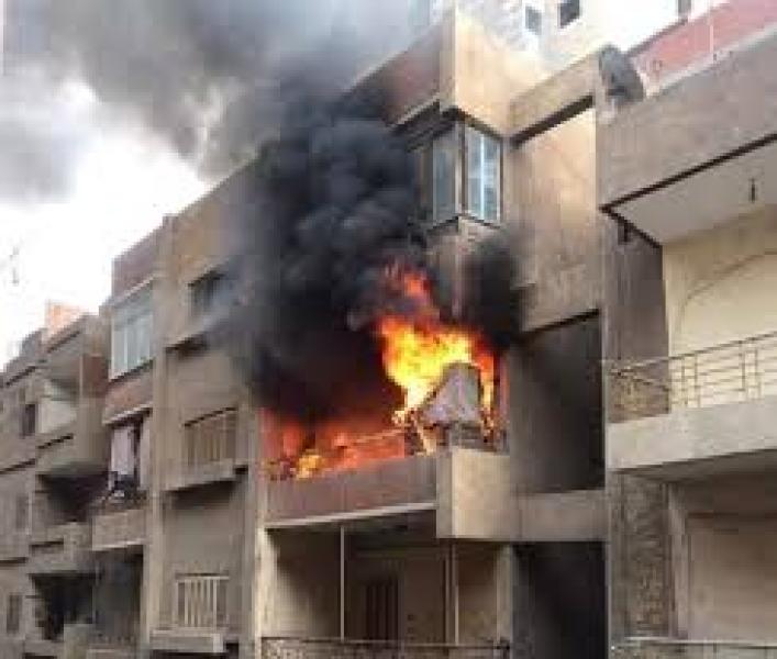 السيطرة على حريق داخل شقة سكنية فى الوراق دون إصابات