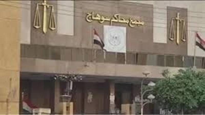 الحبس سنتين مع الشغل لعامل بتهمة تهديد فتاة على الهاتف المحمول بسوهاج