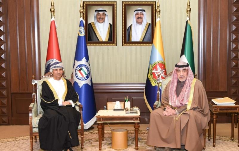 رئيس مجلس الوزراء بالإنابة وزير الداخلية الكويتى والممثل الأممي بالعراق بحثا سبل تطوير التعاون الأمني