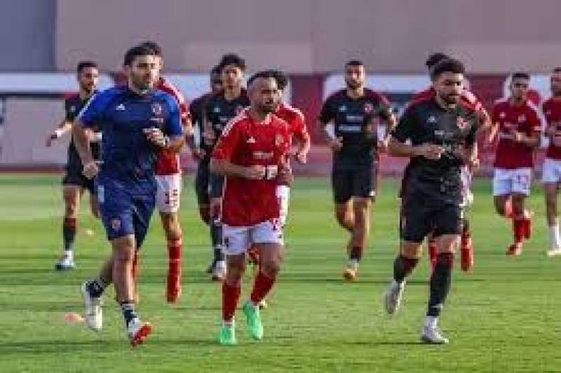 كولر يستبعد معلول وعطية الله وطاهر من قائمة الأهلي لمباراة الزمالك