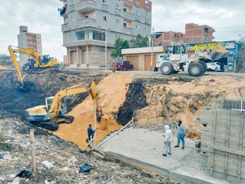 محافظ الغربية: العمل متواصل لإنجاز تغطية مصرف الزهار في أسرع وقت