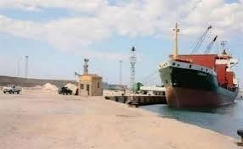 إغلاق بوغاز ميناء العريش بسبب سوء الأحوال الجوية