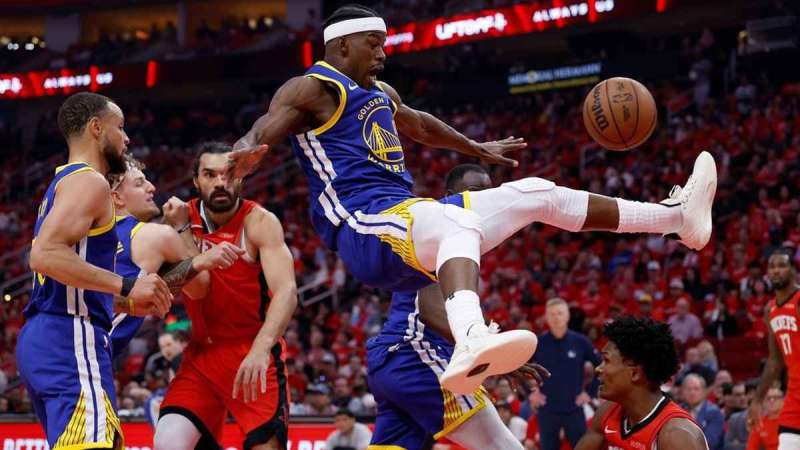 إصابة باتلر في الحوض تتسبب بغيابه عن مباريات دوري كرة السلة الأمريكي NBA