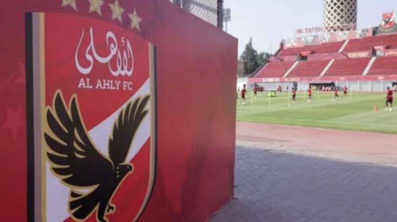 الأهلي يقترب من حسم ملف المدرب الجديد بعد تعثّر مفاوضات روزه