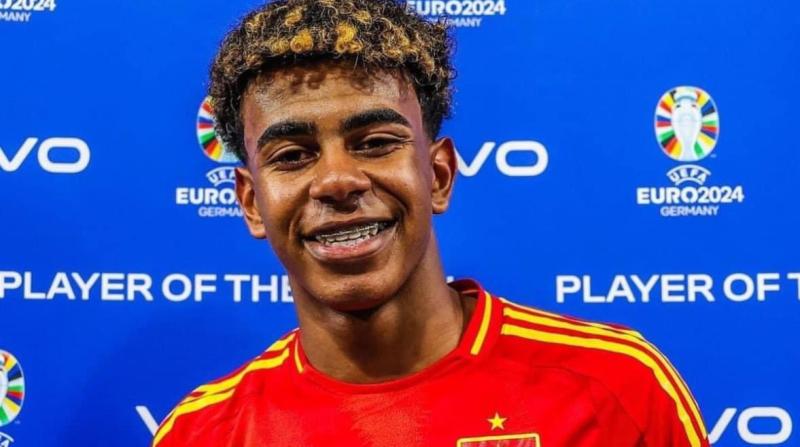 بعد المواجهة المثيرة بين برشلونة وإنتر... لامين يامال يتصدر الصحف العالمية
