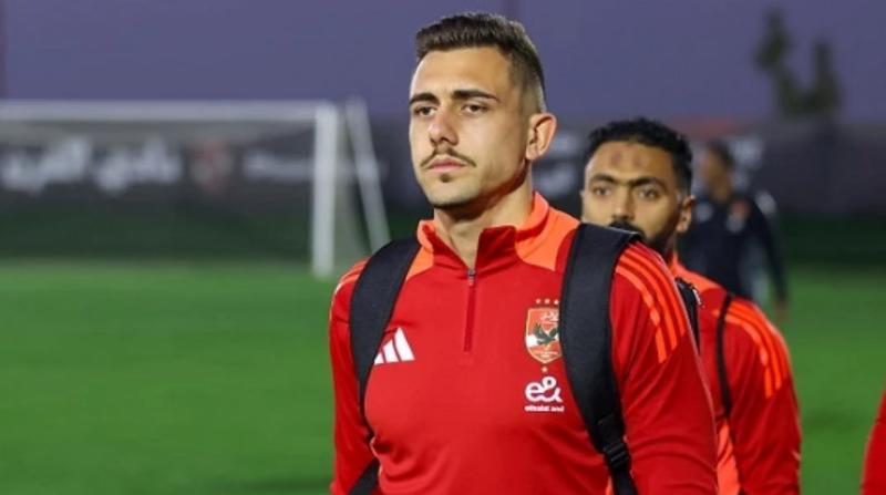 الأهلي يتمسك ببقاء جراديشار وسط صراع مع منتخب سلوفينيا قبل كأس العالم للأندية