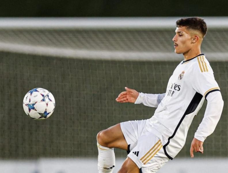 أنشيولتي يفكر في أسد الأطلس.. ريال مدريد يقترب من تصعيد الشاب يوسف لخديم