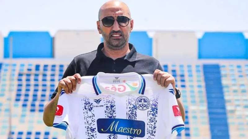 من هو محمد الساحلي المدير الرياضي الجديد للنادي الإفريقي؟