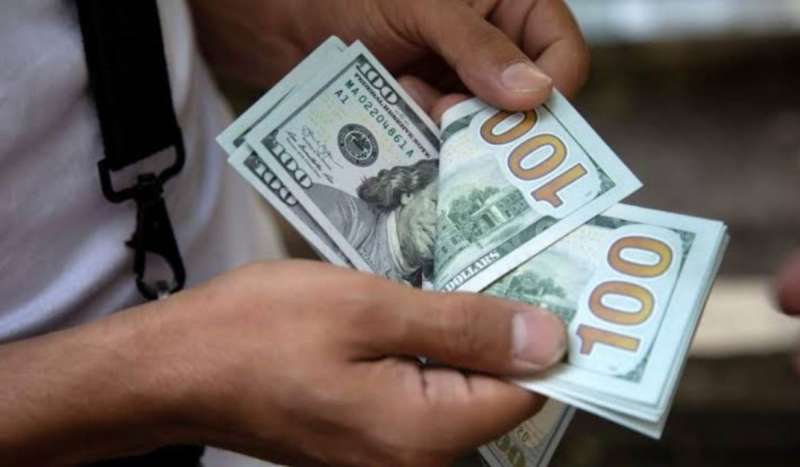 بالتزامن مع إيقاف العمليات المصرفية.. سعر الدولار اليوم أمام الجنيه المصري 3 مايو 2025