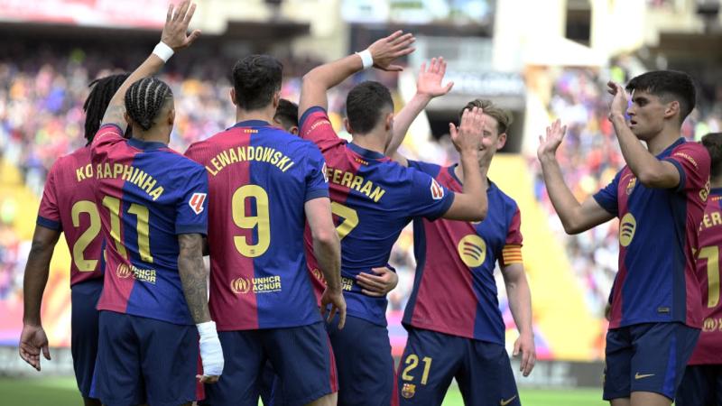 الأرقام تنصف الكتالوني.. تاريخ المواجهات بين برشلونة وريال بلد الوليد في الدوري الإسباني