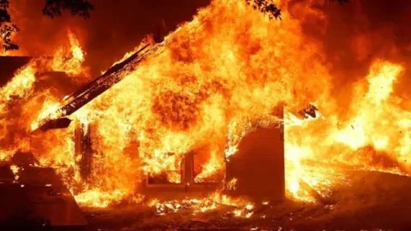 مأساة في عمان….وفاة 4 أطفال أشقاء إثر حريق داخل سكن مسجد