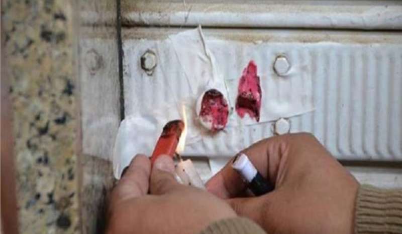 خمارة تغلق قبل أن تبدأ.. فيديو متداول يشعل الغضب والزرقاء تتحرك بالشمع الأحمر