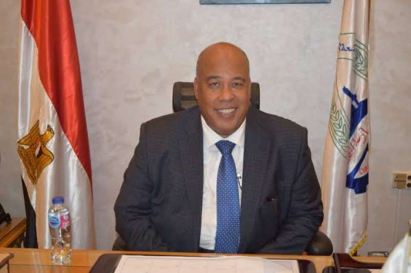في عيد العمال..... أيمن العشري: قانون العمل الجديد خُطوة جيدة لتعزيز حقوق العامل