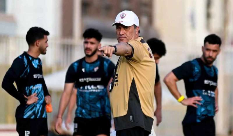 الزمالك يفاجئ الجميع.. بيسيرو يواصل القيادة رغم الانتقادات