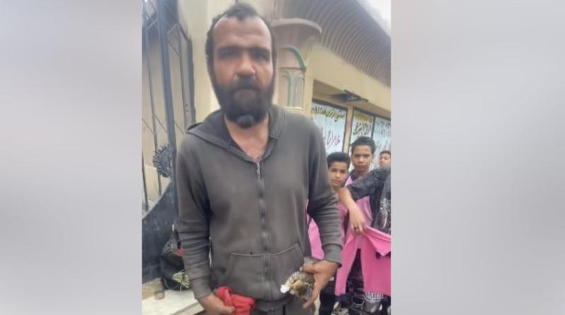 وصف نفسه بالمهدي المنتظر.. القبض على شاب يسرق القطط في الحقيبة بالجيزة