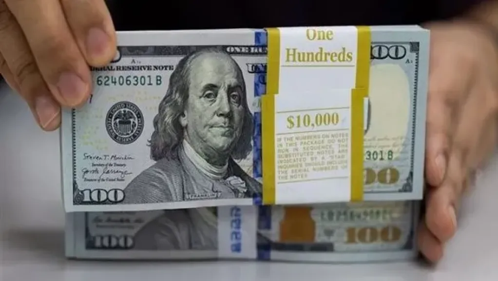 الدولار الأمريكي