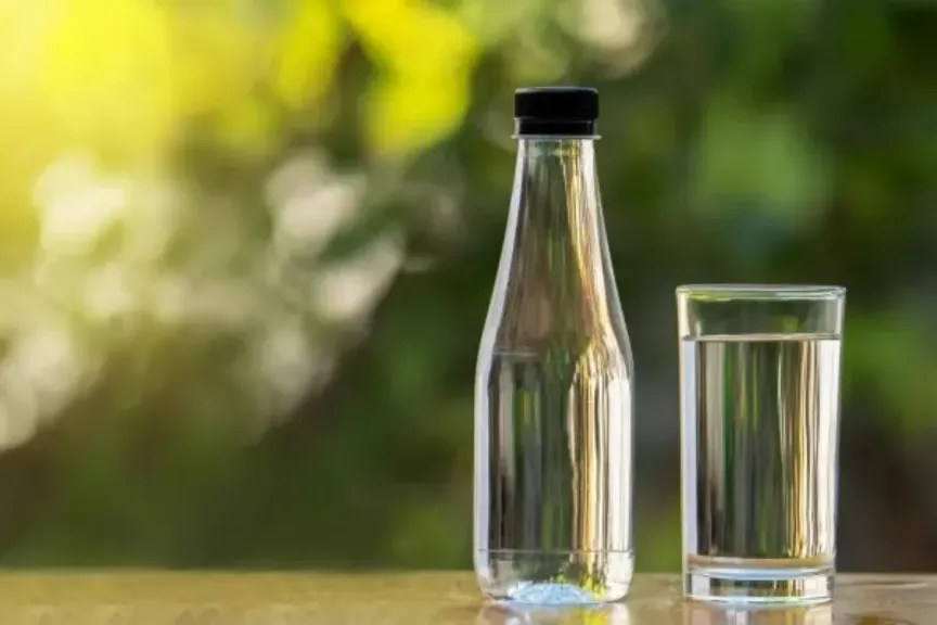 تفسير ماء زمزم في المنام للعزباء