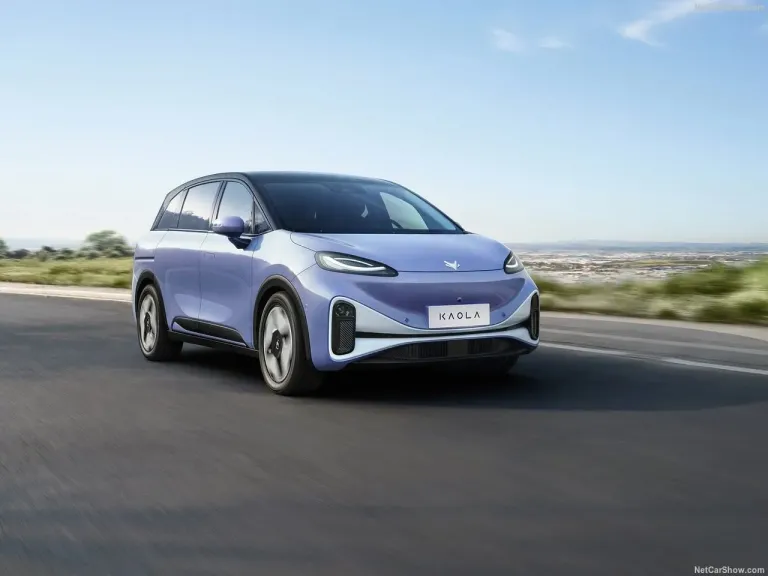 سيارة آرك فوكس كاولا S