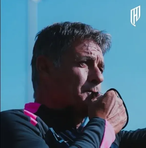 إقالة مدرب القادسية 