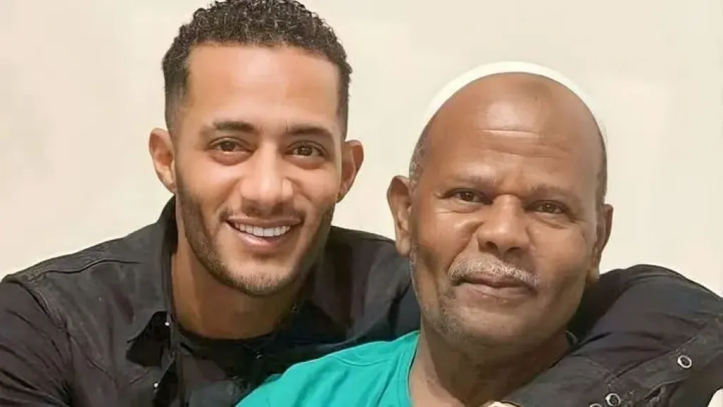 وفاة والد محمد رمضان